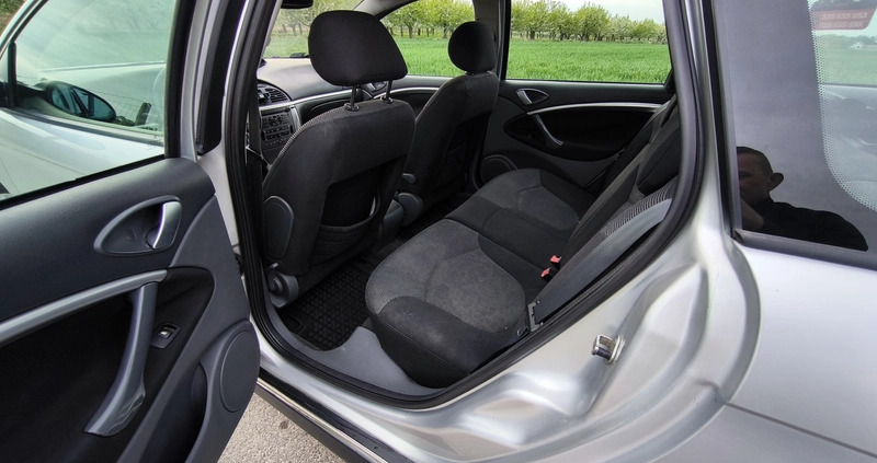 Citroen C5 cena 8300 przebieg: 311000, rok produkcji 2005 z Sobótka małe 301